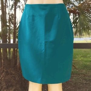 Classic Knee-length Skirt 12 Petite Forest Green